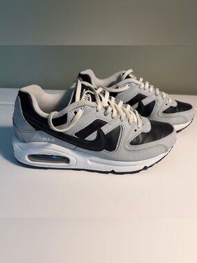 Nike Air Max Command Premium sneakers